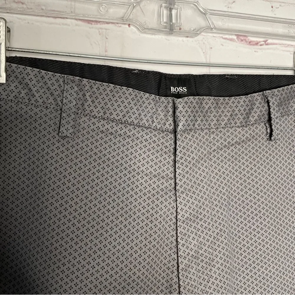 Hugo Boss Men's Pants 34 R Gray Stretch‎ Geometric Print Flat Front Casual Pants